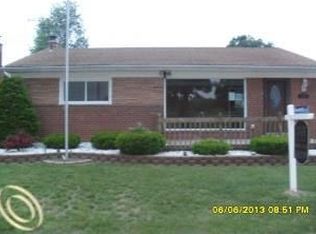 9720 Vine Ave, Allen Park, MI 48101