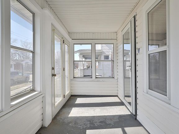 5th image of 1562 Myrtle Ave