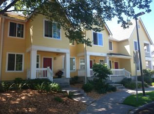 6423 High Point Dr SW, Seattle, WA 98126