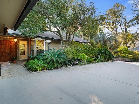 4th image of 12451 Shady Creek Dr
