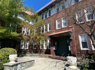 142 Irving Ave APT A1, Providence, RI 02906