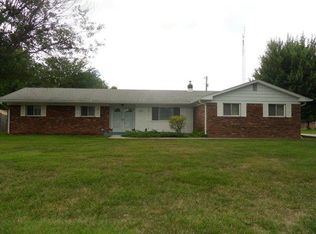 7692 E Vermont Dr, Terre Haute, IN 47802