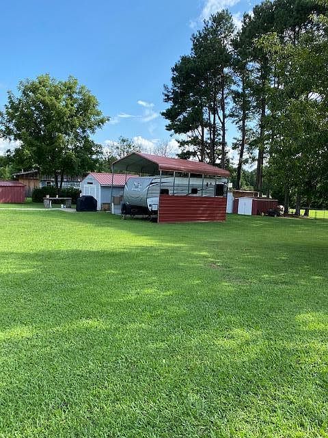 2nd image of 946 Old McGinley Dr