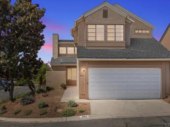 934 Venice Gln, Escondido, CA 92026