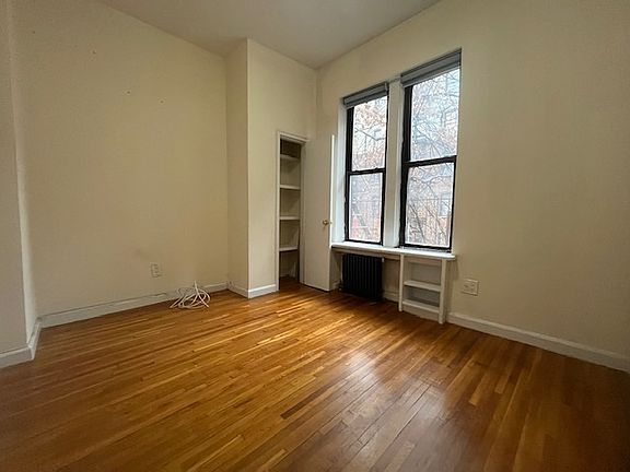 4th image of 204 W 98th St APT 2G