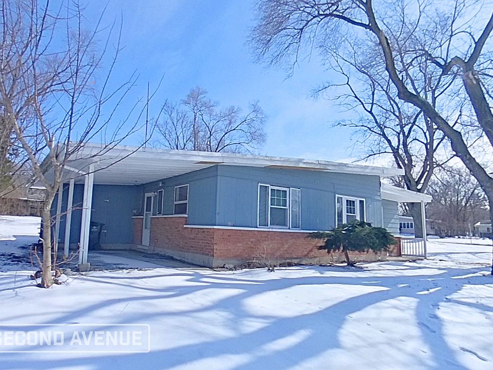1st image of 441 Talala St