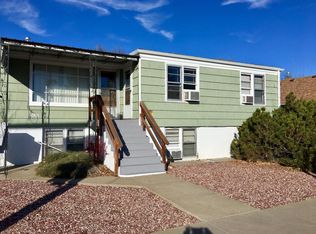 121 W 20th St APT 1, Scottsbluff, NE 69361