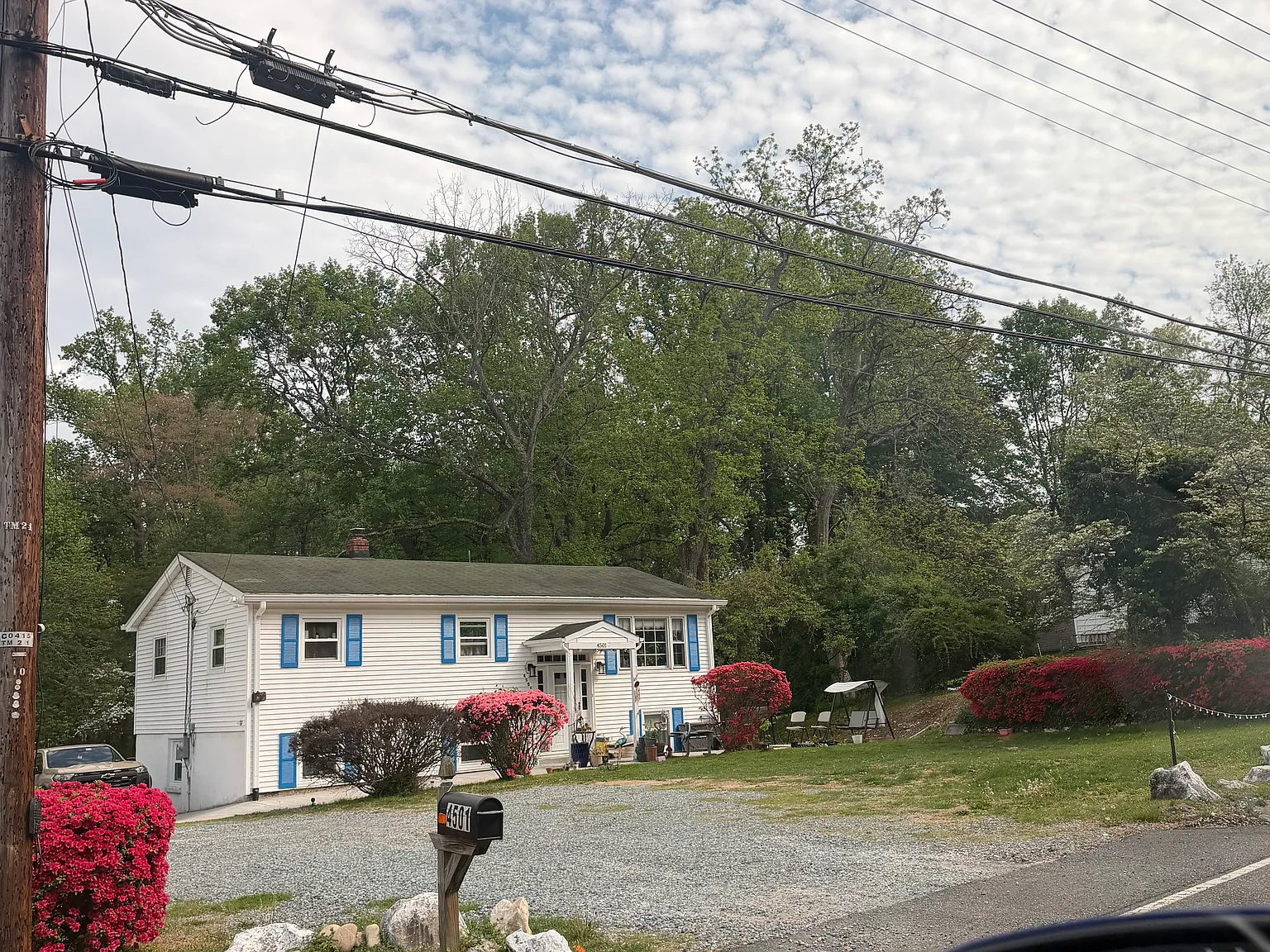 4 bed, $3,800 — Photo 1