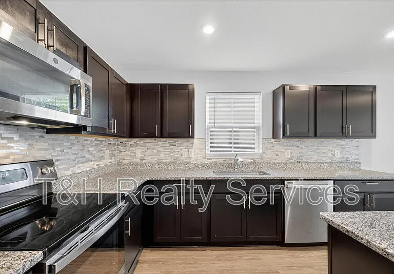 40 N Fairfield Dr — Photo 20