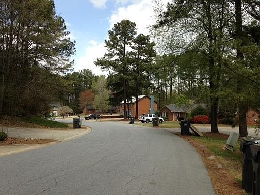 2nd image of 1898 Patterson Cir