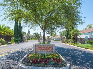 9476 N Whitehouse Dr, Fresno, CA 93720