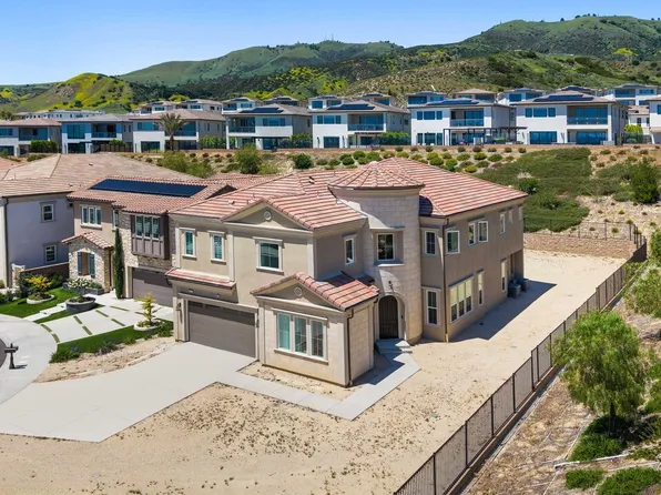 20517 W Deer Grass Ct, Northridge, CA 91326