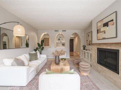 1950 S Beverly Glen Blvd APT 101, Los Angeles, CA, 90025