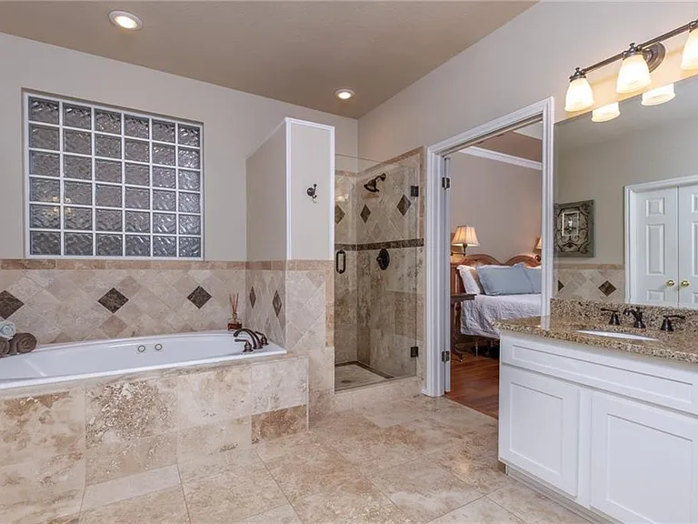 14828 Irondale Dr — Photo 18