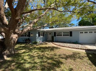 1653 Cambridge Dr, Clearwater, FL 33756