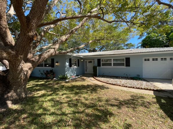 1653 Cambridge Dr