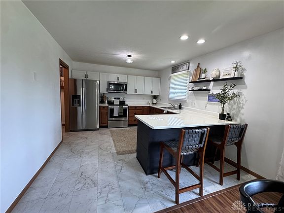 5th image of 112 Goldenrod Dr
