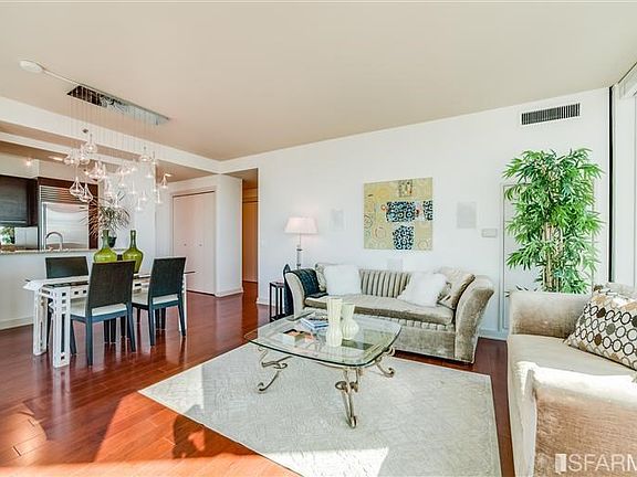 2nd image of 425 1st St #2606