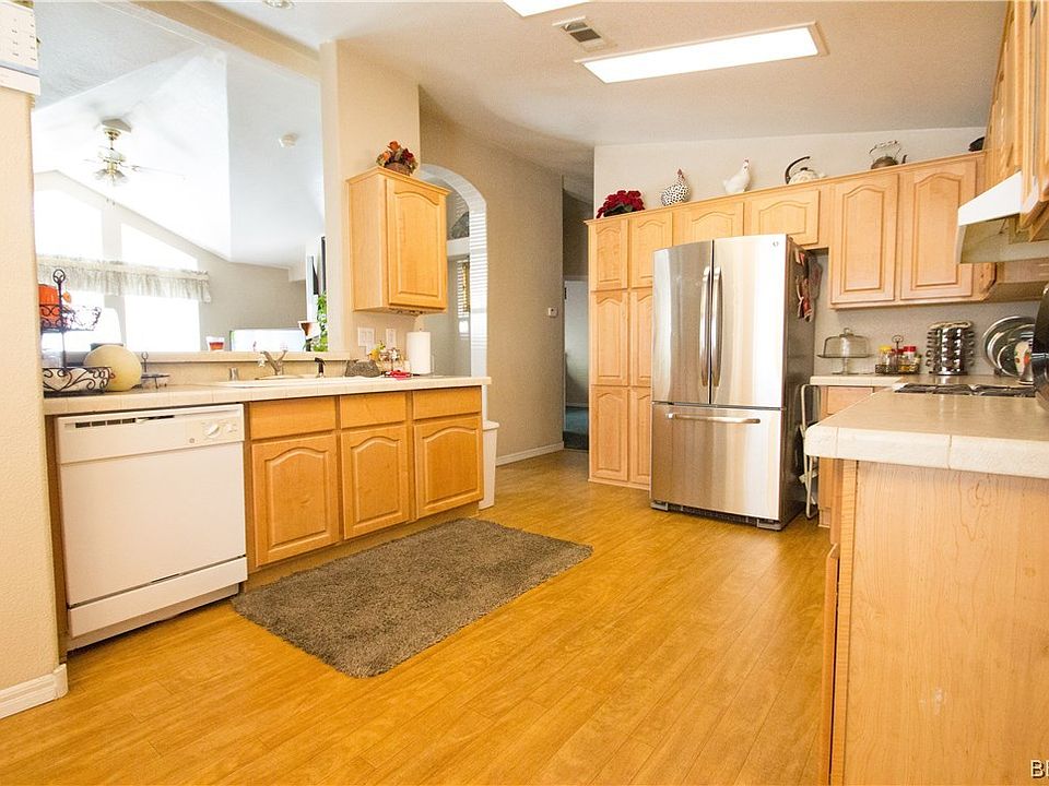 1st image of 1021 E Country Club Blvd