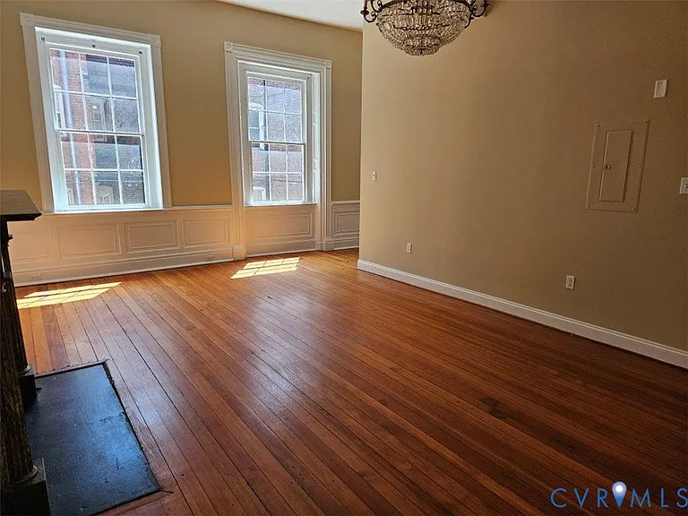 1144 W Grace St #108 — Photo 9