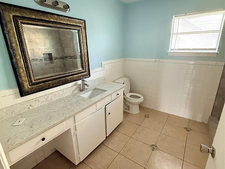 5107 Avenue Q — Photo 14