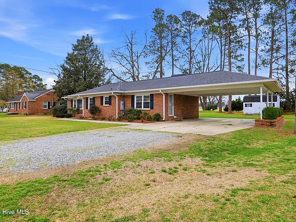 3rd image of 403 Smith Chapel Road