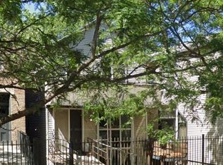 820 W 19th St #1F, Chicago, IL 60608