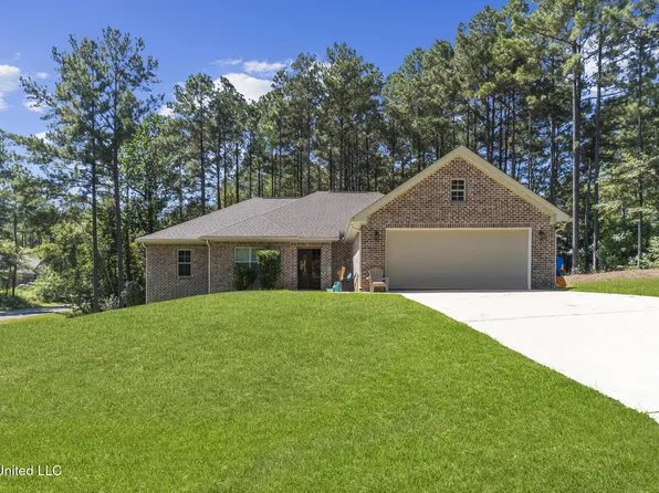 101 Carriage Parke Dr, Purvis, MS 39475