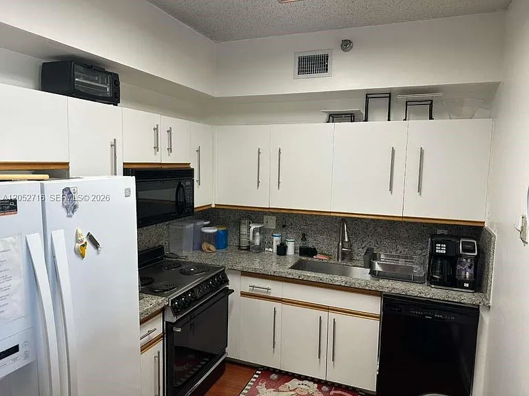 3400 NE 192nd St #Penthouse 7 — Photo 5