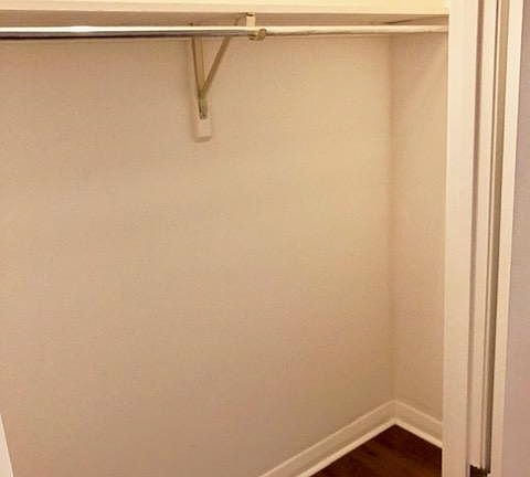 2nd image of 2414 Buena Vista Dr APT 1