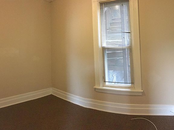 4th image of 211 4th St Floor 2
