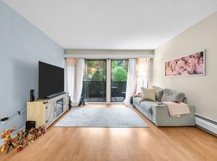 1955 Woodway Pl #208, Burnaby, BC V5B 4S5