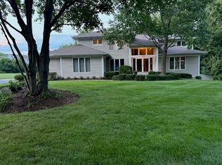 3104 Easton Pl, Saint Charles, IL 60175