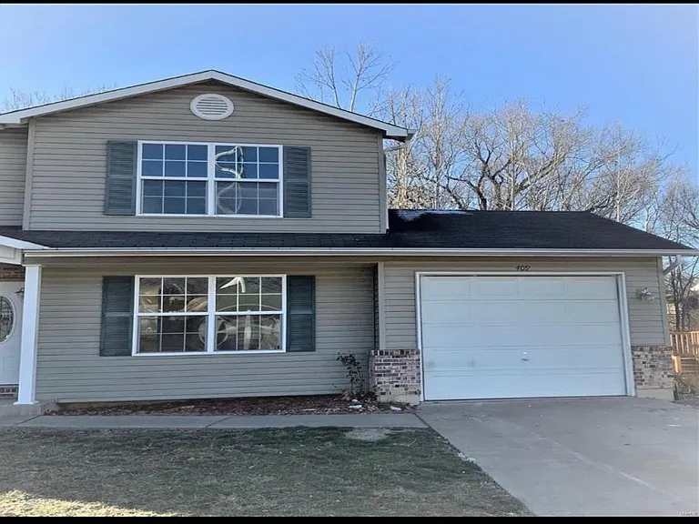 409 Omar Ct — Photo 4