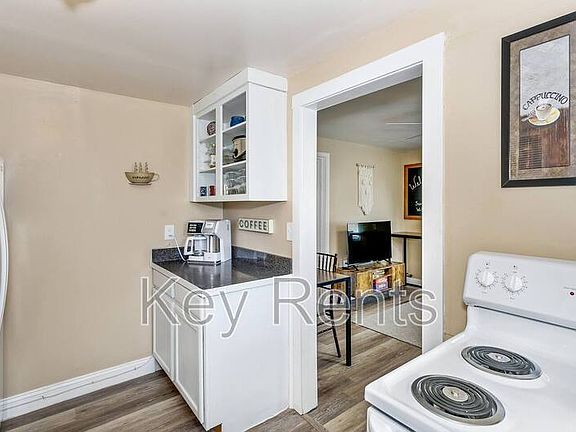 5th image of 1003 Concordia Blvd