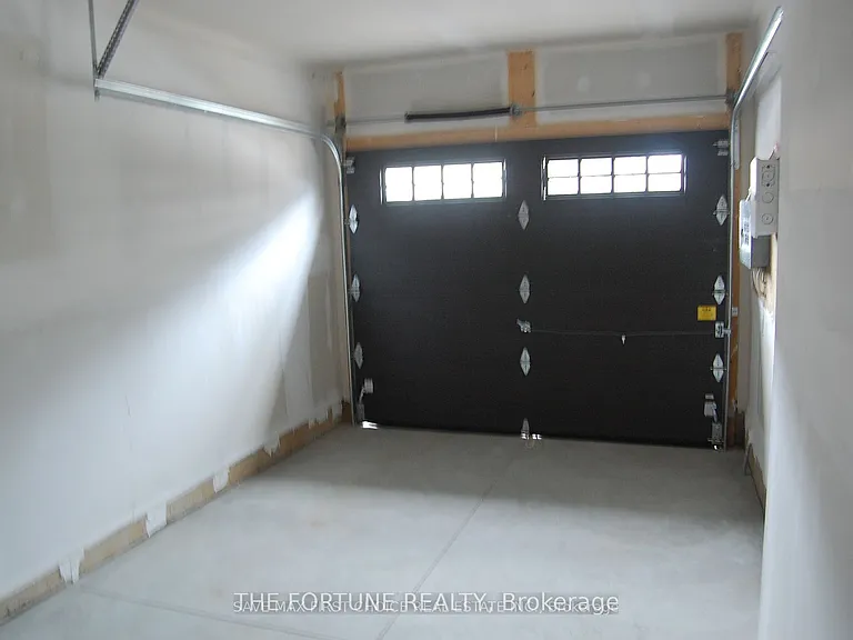 1 Tom Brown Dr #32 — Photo 35