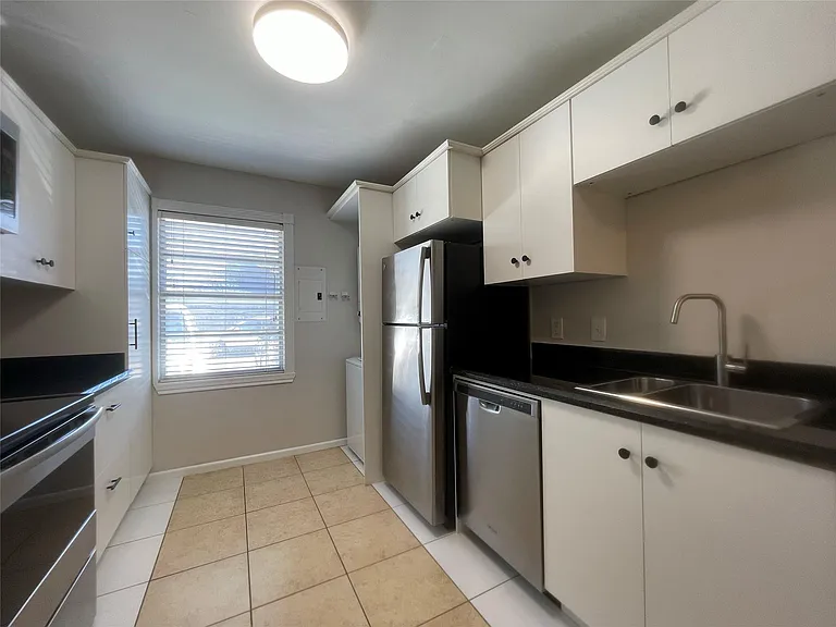 1502 Heights Blvd #9 — Photo 6