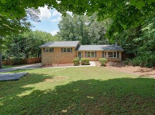 336 Stockwood Dr, Woodstock, GA 30188