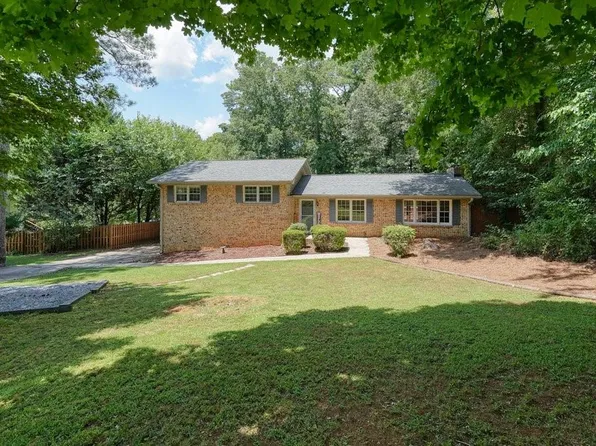 336 Stockwood Dr, Woodstock, GA 30188
