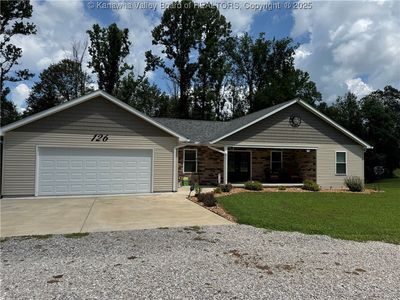 126 Break Odawn Dr, Kenna, WV, 25248