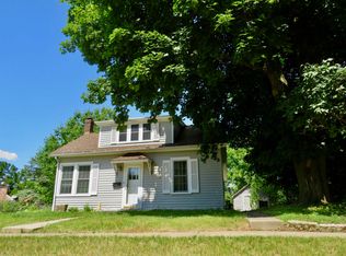 427 Hill St, Galena, IL 61036