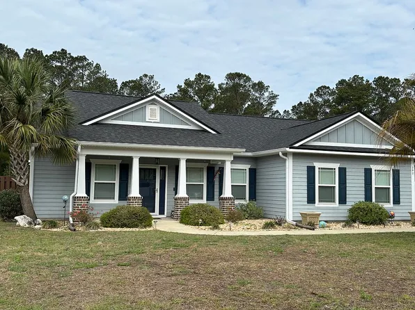 292 Parkside Cir, Crawfordville, FL 32327