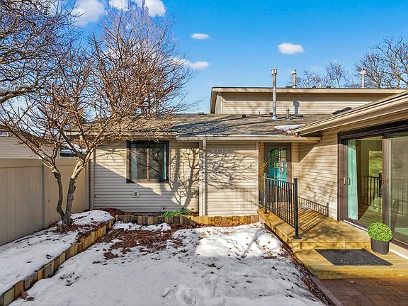 4th image of 3319 Lower 67th St E