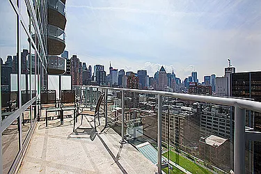Sold by Adriana Arciello, LREB