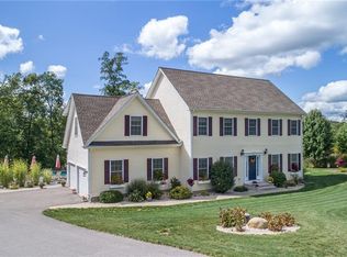 13 Town Line Dr, East Hampton, CT 06424