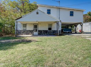 147 & 149 Lynn Rd, Johnson City, TN 37604