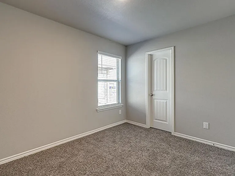 1278 Carnaby — Photo 25