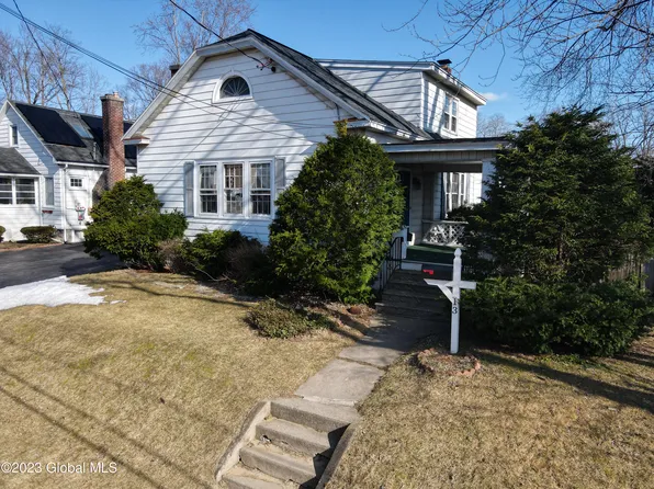 13 Willow Avenue, Albany, NY 12205