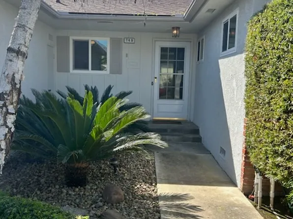 749 E Wrenwood Ln, Fresno, CA 93710