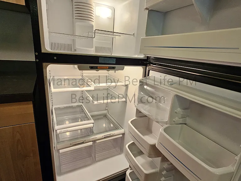 1535 SW Clay St #301 — Photo 25